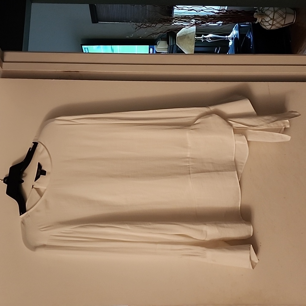 White Knight Simply Vera Verawang Blouse